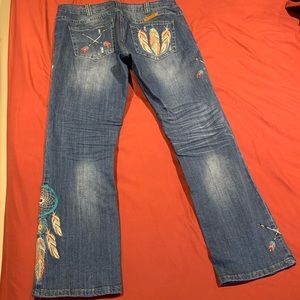 LN Cowgirl Tuff Fly Free & Brave Jeans size 33/31